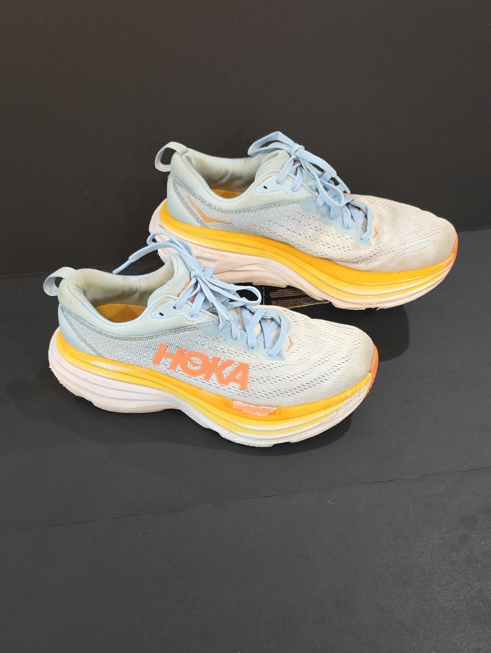 Hoka Bondi 8 Women's Sneakers Light Blue Yellow Orange Accents Size 7.5 D Wide